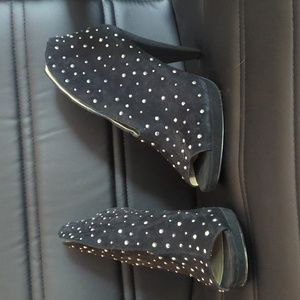 International Concepts black and rhinestone Sparkle peep toe